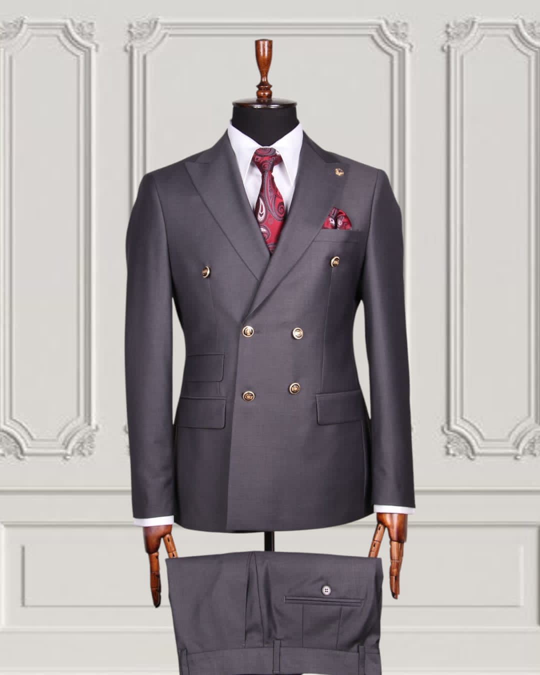 Classic Plain Double Breasted Suit with Timeless Elegance