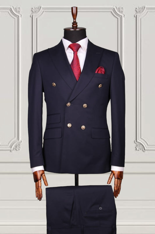 Mario Casas Suits