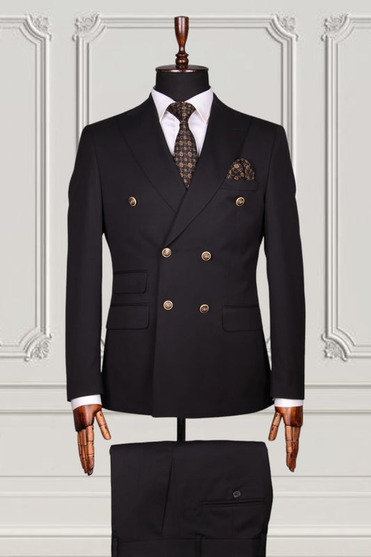 Mario Casas Suits