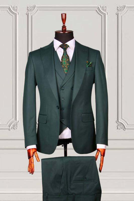 Mario Casas Suits