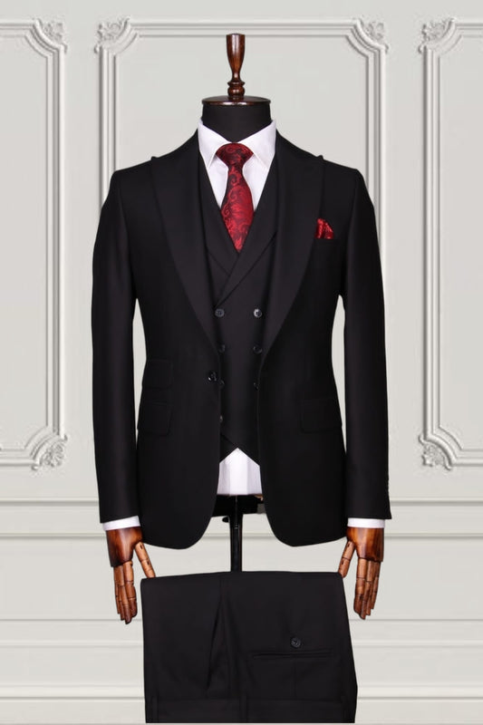 Mario Casas Suits