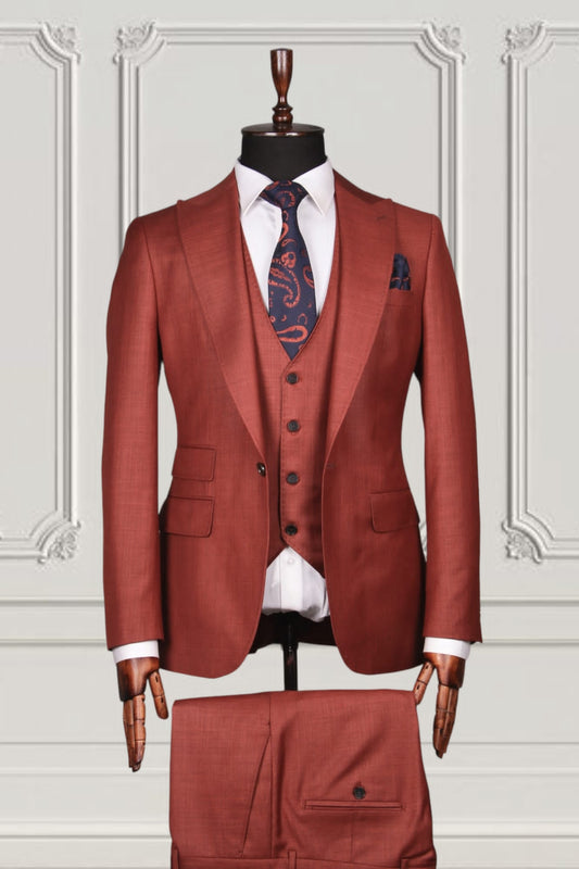 Mario Casas Suits