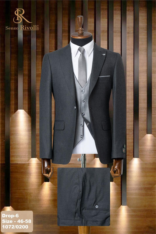 Classic Plain Three-Piece Suit with Timeless Elegance