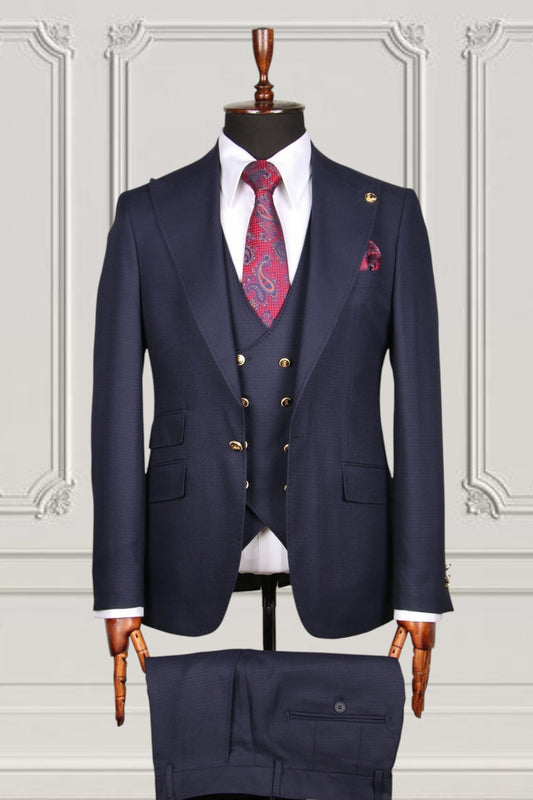 Classic Plain Three-Piece Suit with Timeless Elegance