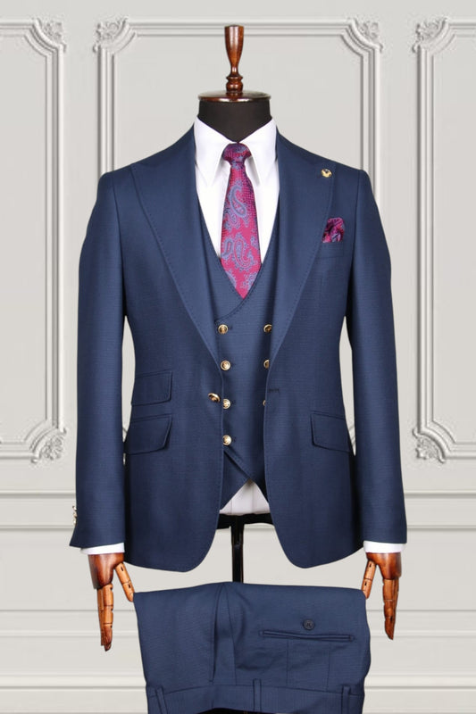 Classic Plain Three-Piece Suit with Timeless Elegance