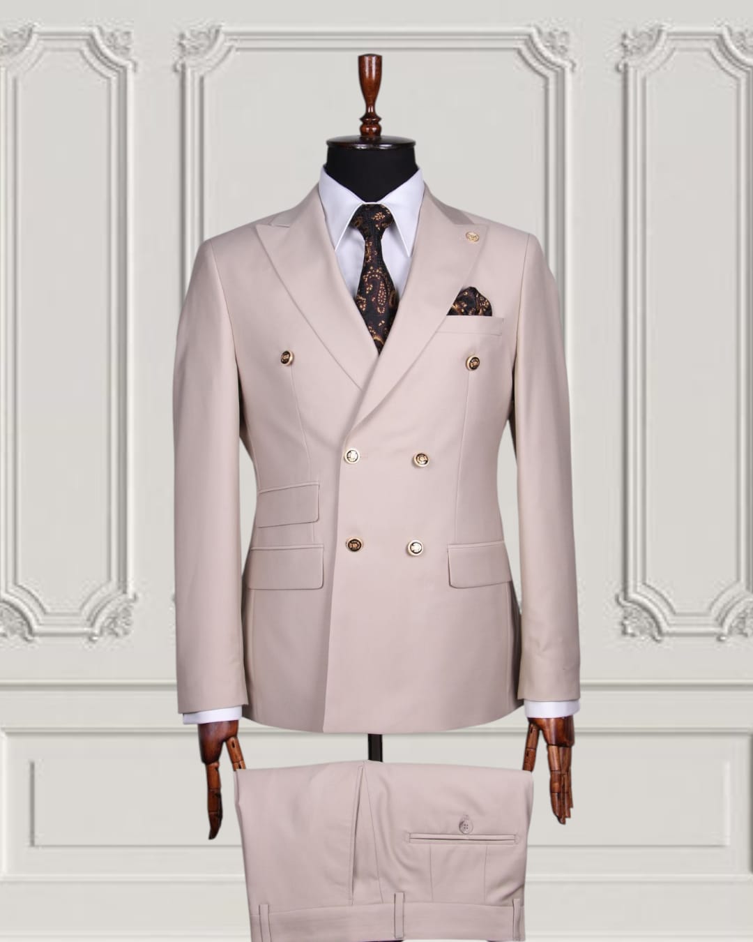 Classic Plain Double Breasted Suit with Timeless Elegance
