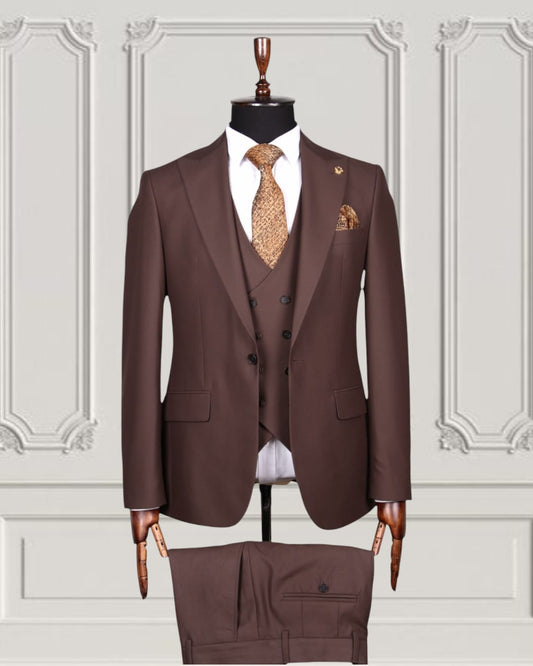 Classic Plain Three-Piece Suit with Timeless Elegance